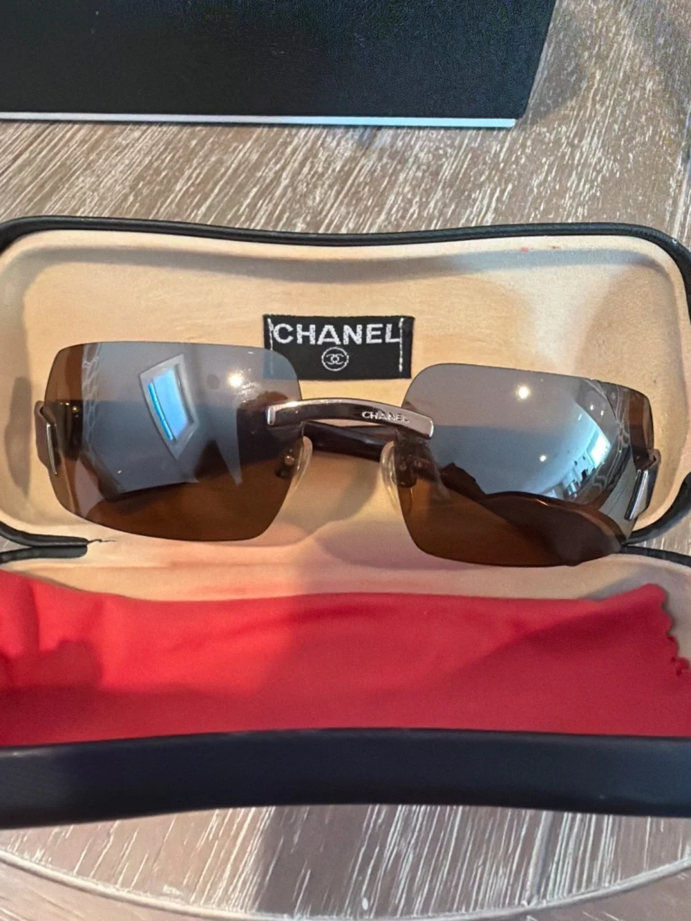 CHANEL sunglasses